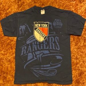New York Rangers 2012 Winter Classic T-Shirt. Size Medium